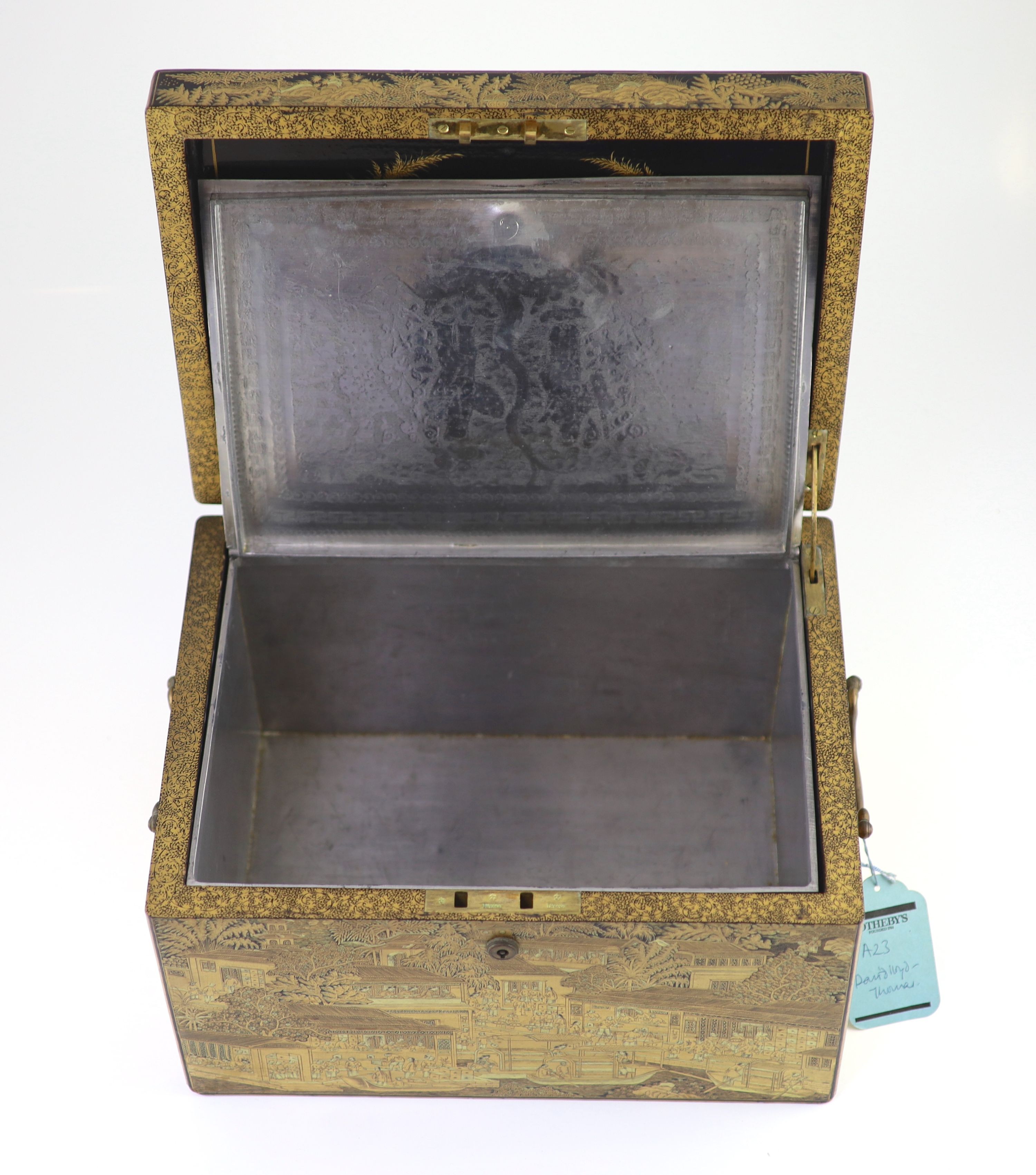 A Chinese export gilt decorated black lacquer tea chest, early 19th century, 35 cm wide, including side carrying handles